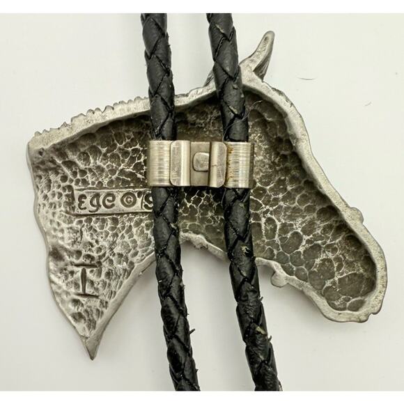 Horse Leather Ege Pewter 1992 Bolo Tie Silver Tone Western Wear Horse Collectors - Picture 3 of 5
